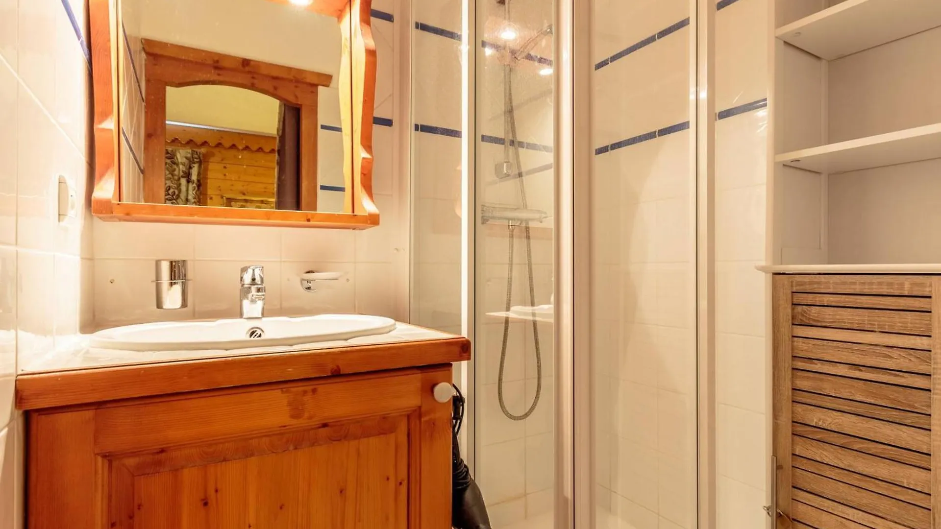 Appartement Spacieux Avec Acces Pistes Et Espace Bien-Etre - Fr-1-351-145 דירה